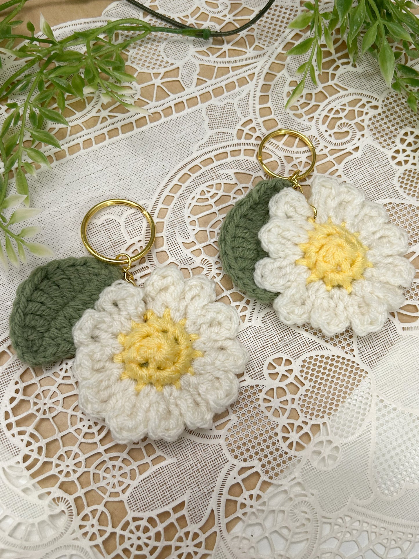 Crochet Daisy Keychain